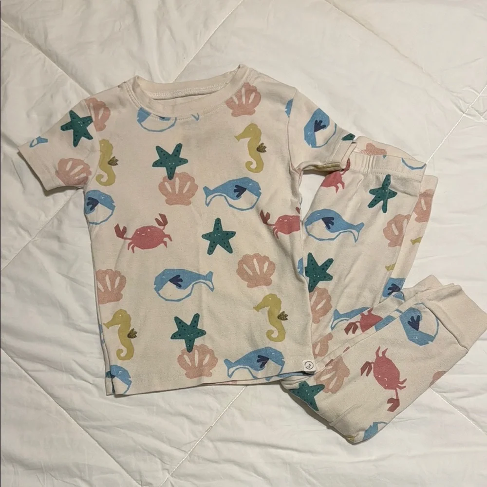 Carters little planet sea life beach Pajama Set - Multicolor